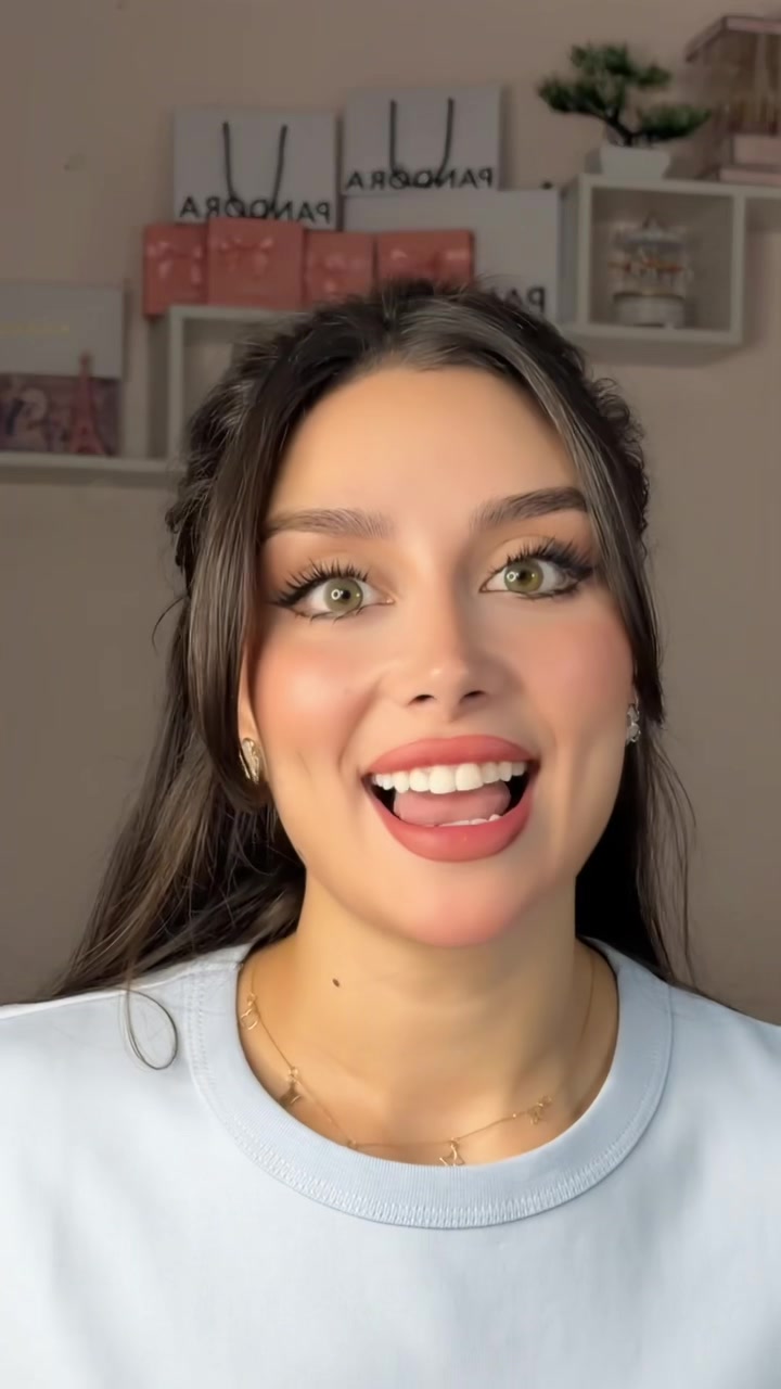 @Taya2002a
