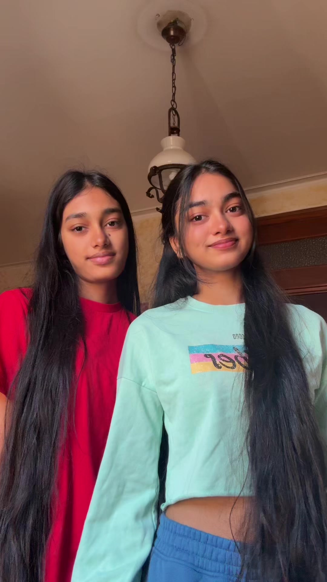 @𝐒𝐚𝐯𝐢𝐧𝐝𝐢 𝐍𝐢𝐫𝐦𝐚𝐧𝐢