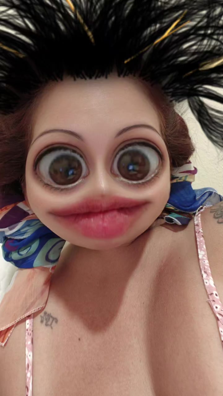 @roxxy