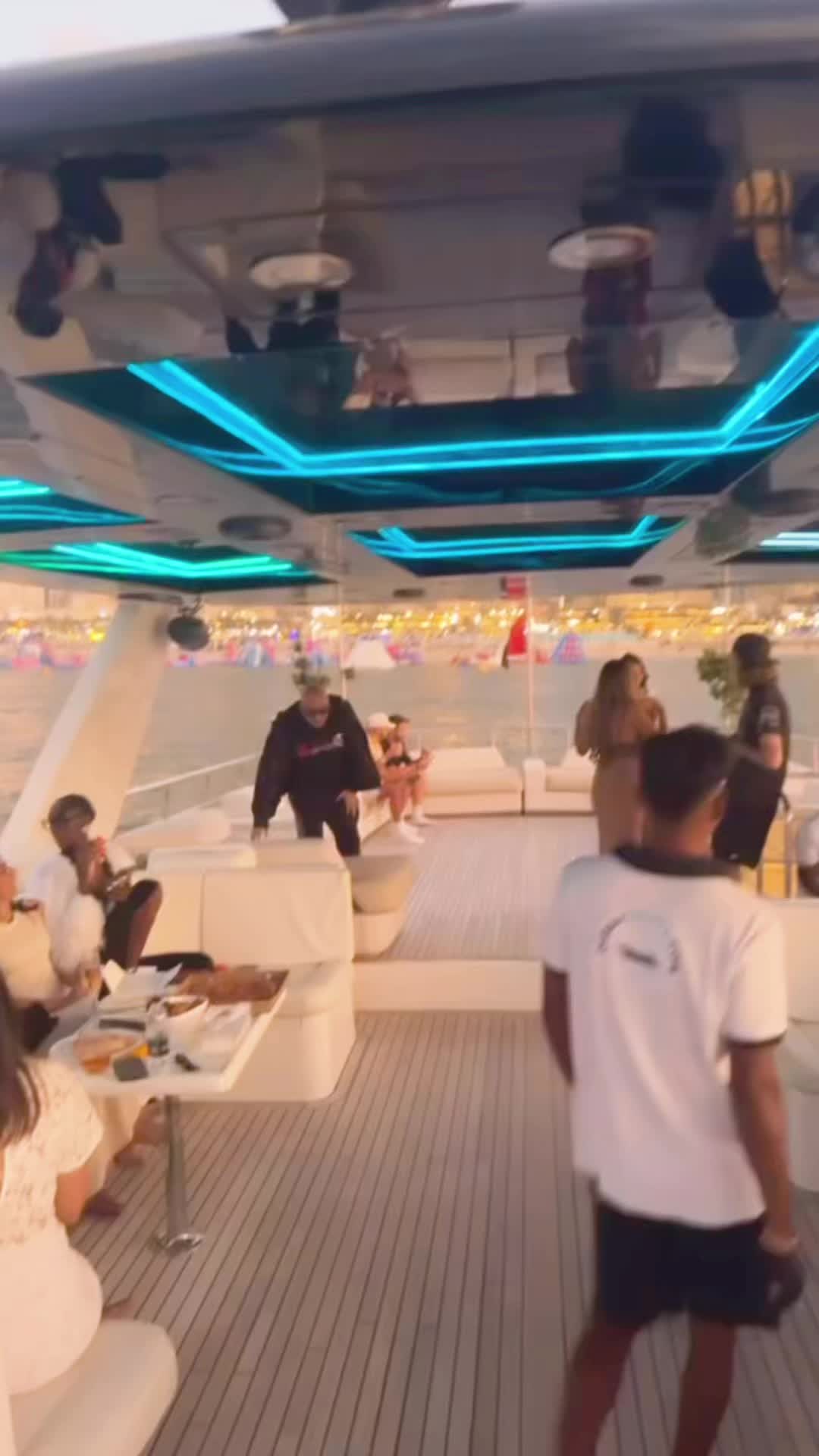 @22FLACKO