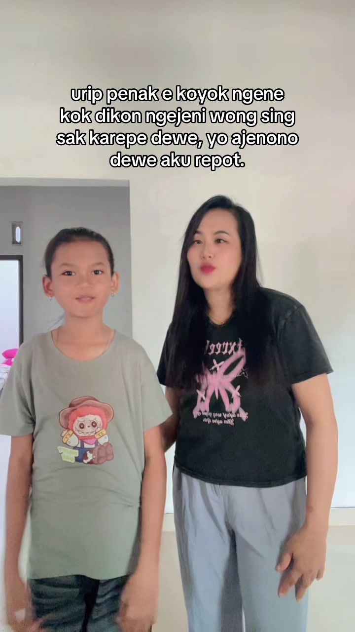@Kha_Ais  