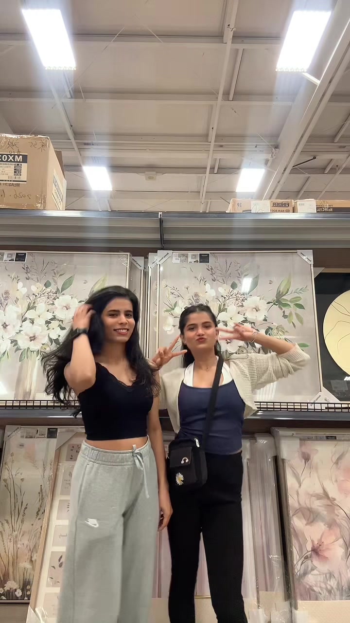 @Aaku🧿🎀