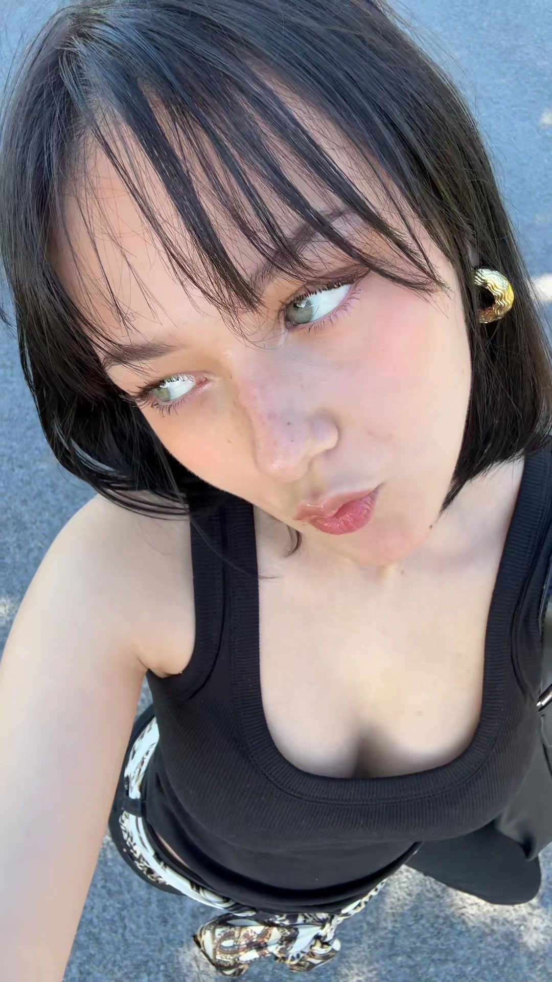 @nneonilaaaa