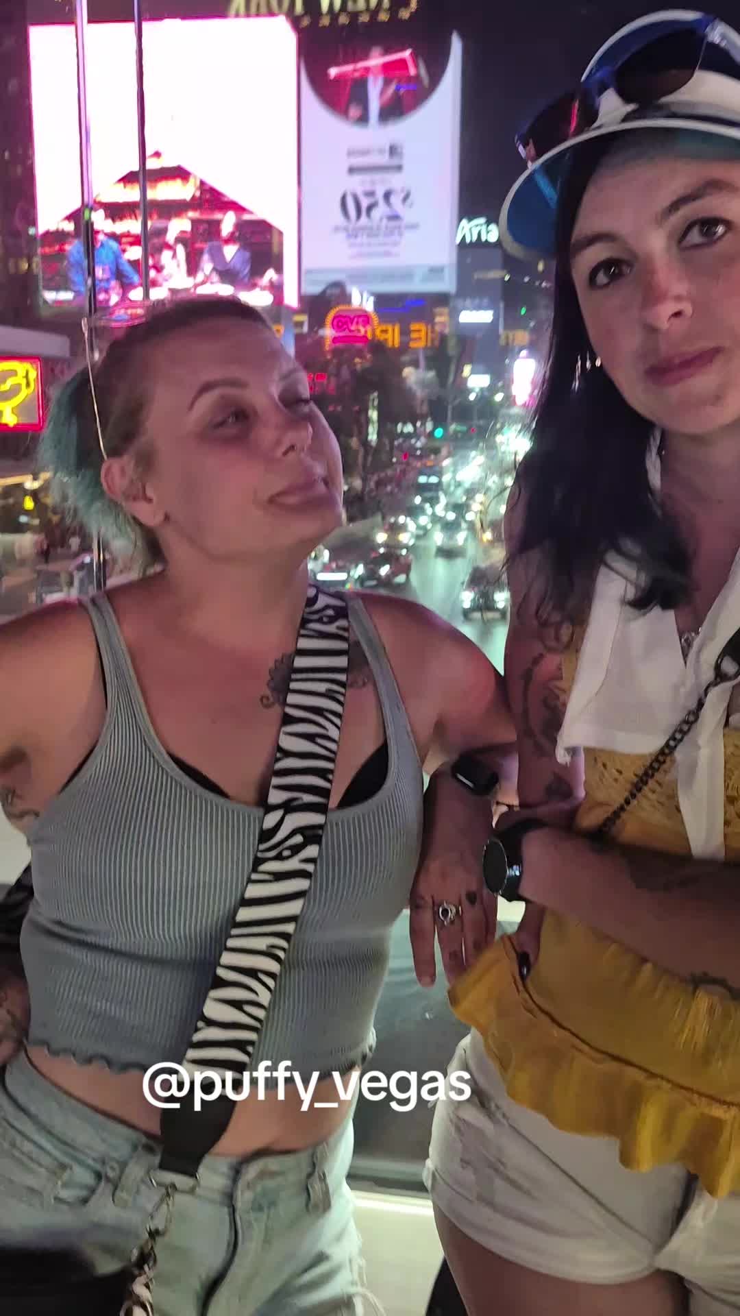 @Puffyegas