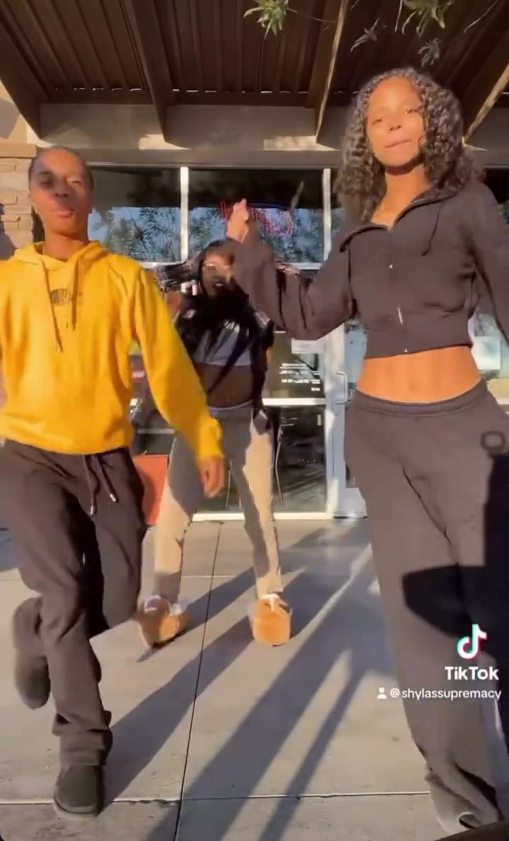 @cc.kiki / kiki 🪽