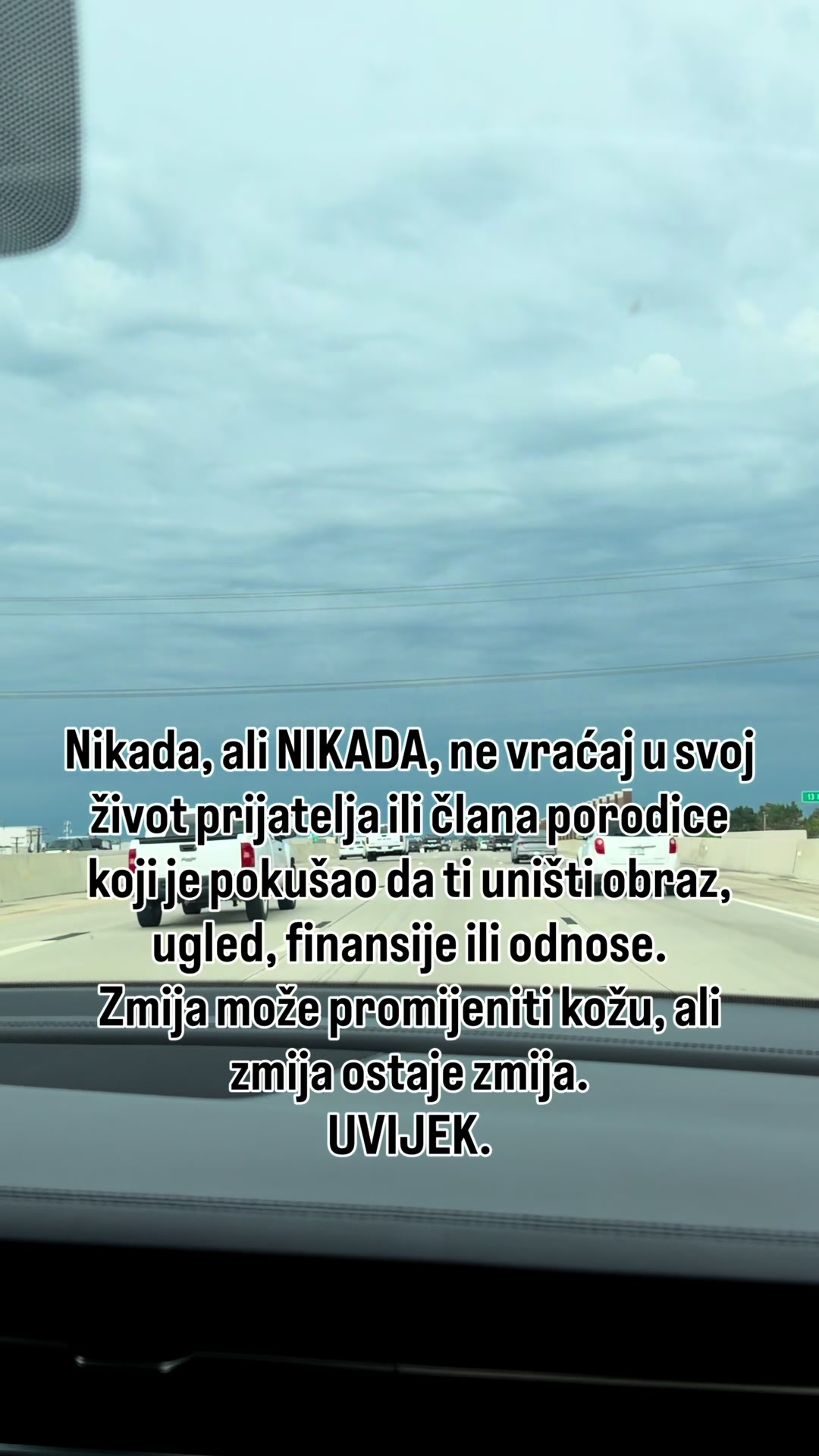 @๐๐โ๐ผ๐๐ธ ๐ธ