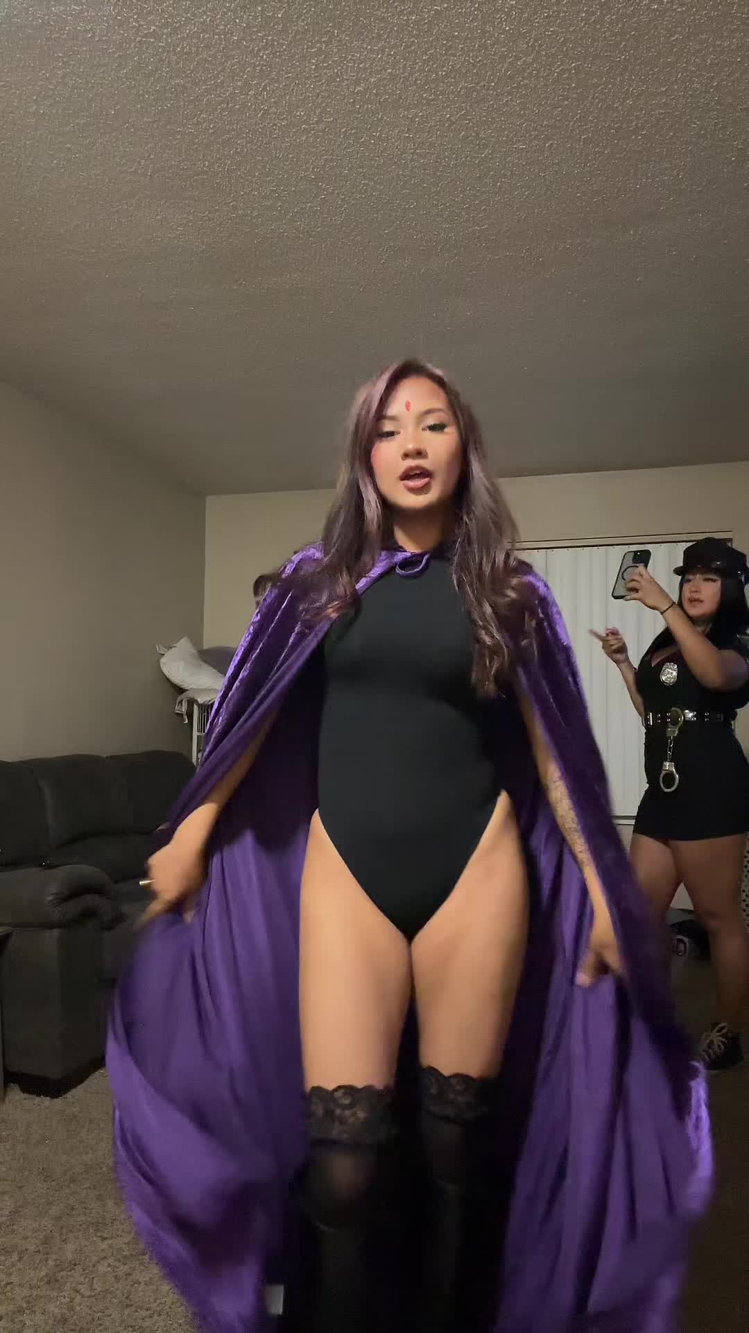 @Isabella