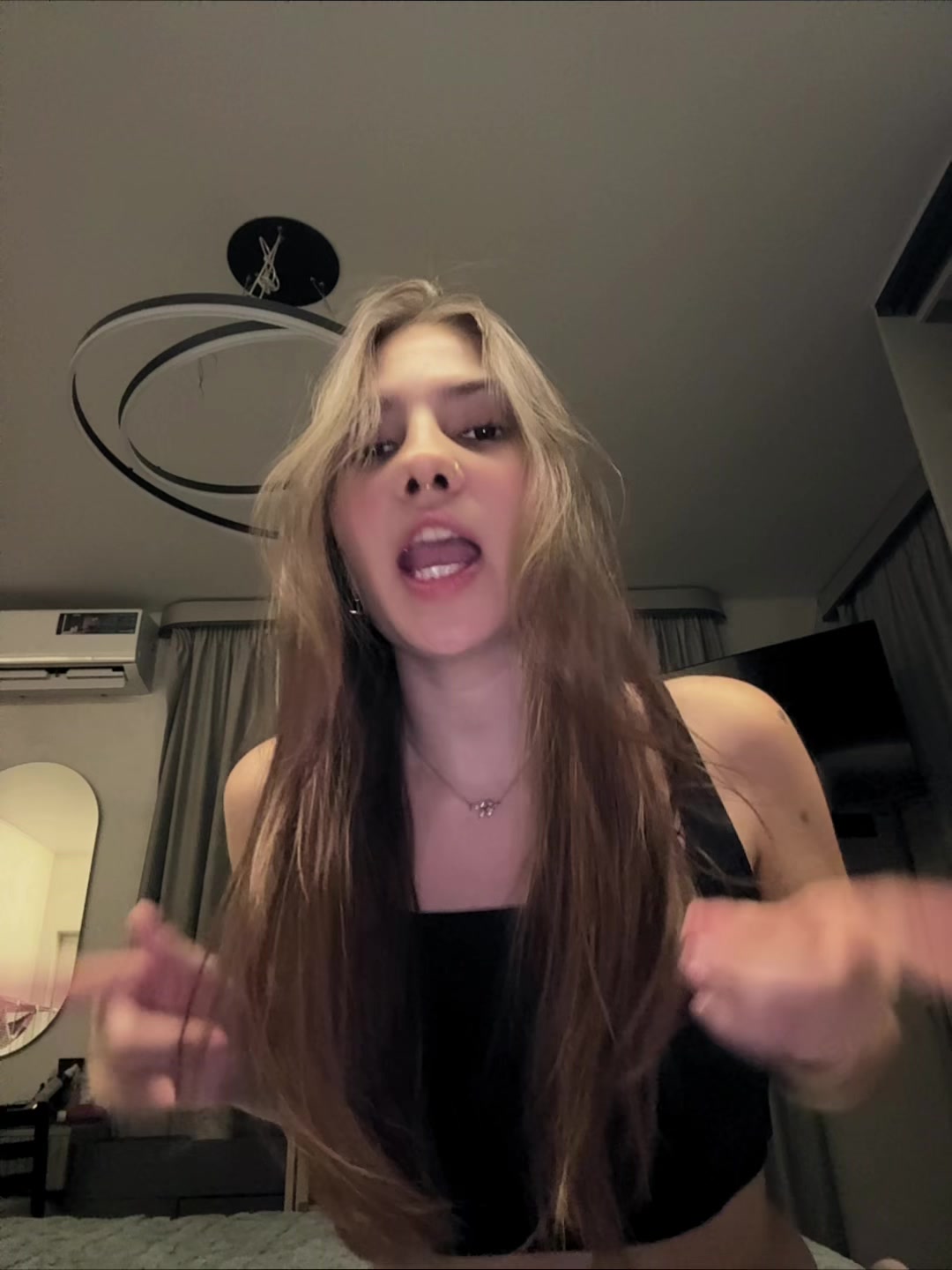 @VINIKA