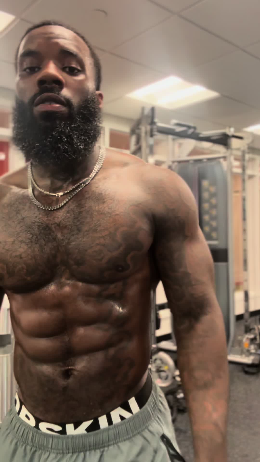 @bigq385