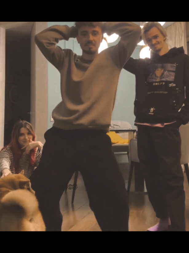 @NPniks
