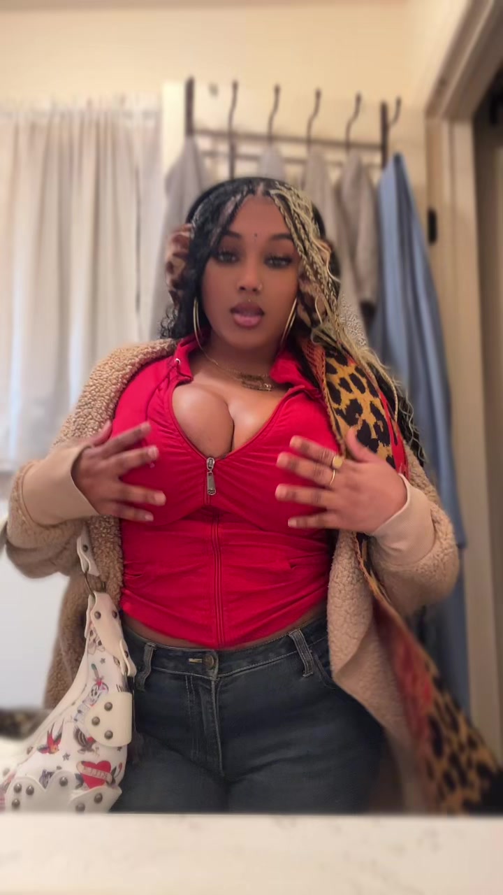 @Sheprettymoody