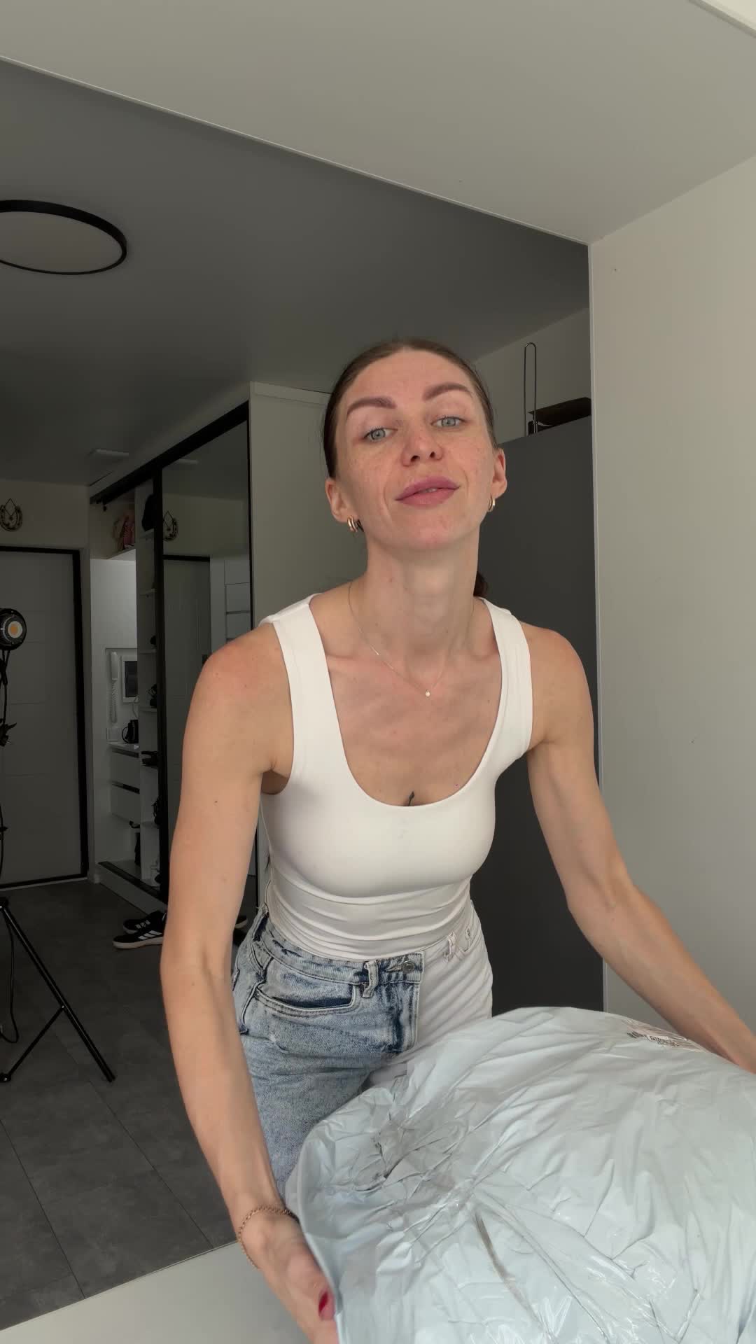 @lanapogrebniak