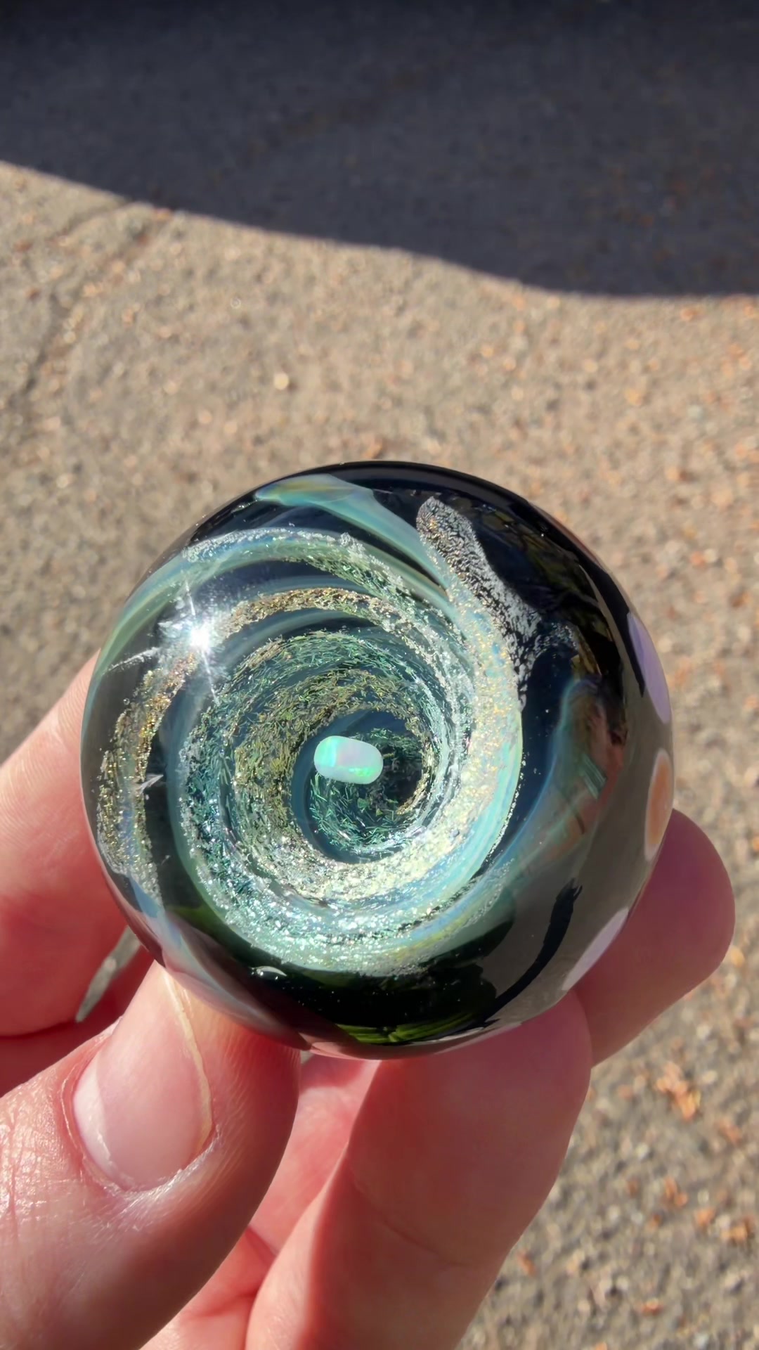@Avenue_Glass