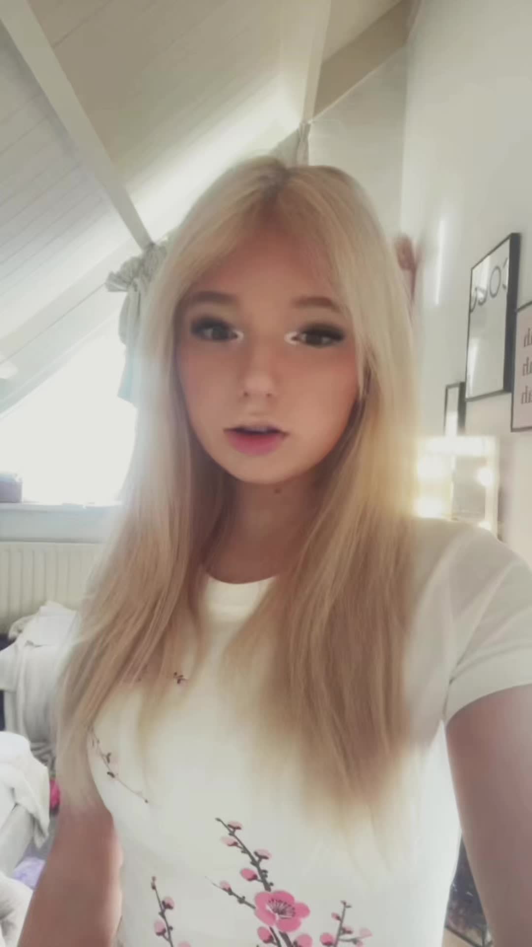 @𝐃 𝐚 𝐯 𝐢 𝐧 𝐚 ꨄ