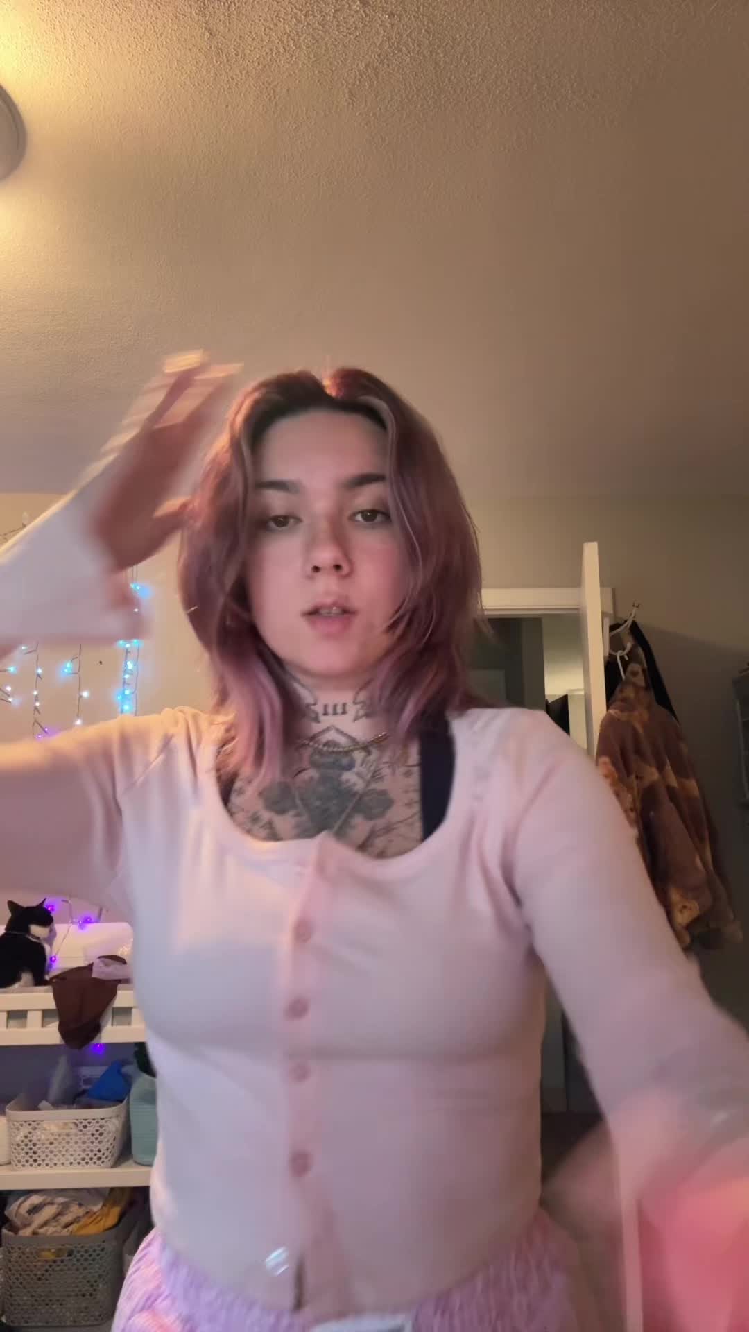 @cat🫧