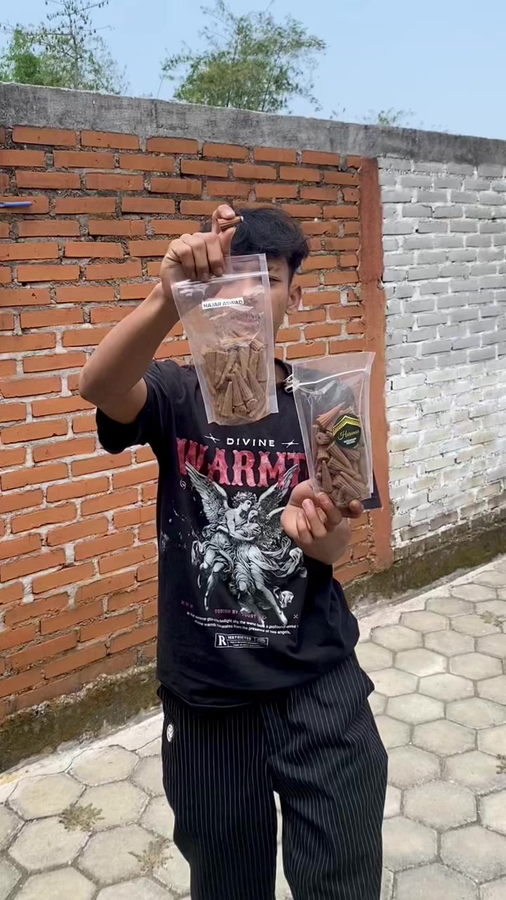 @divaanur