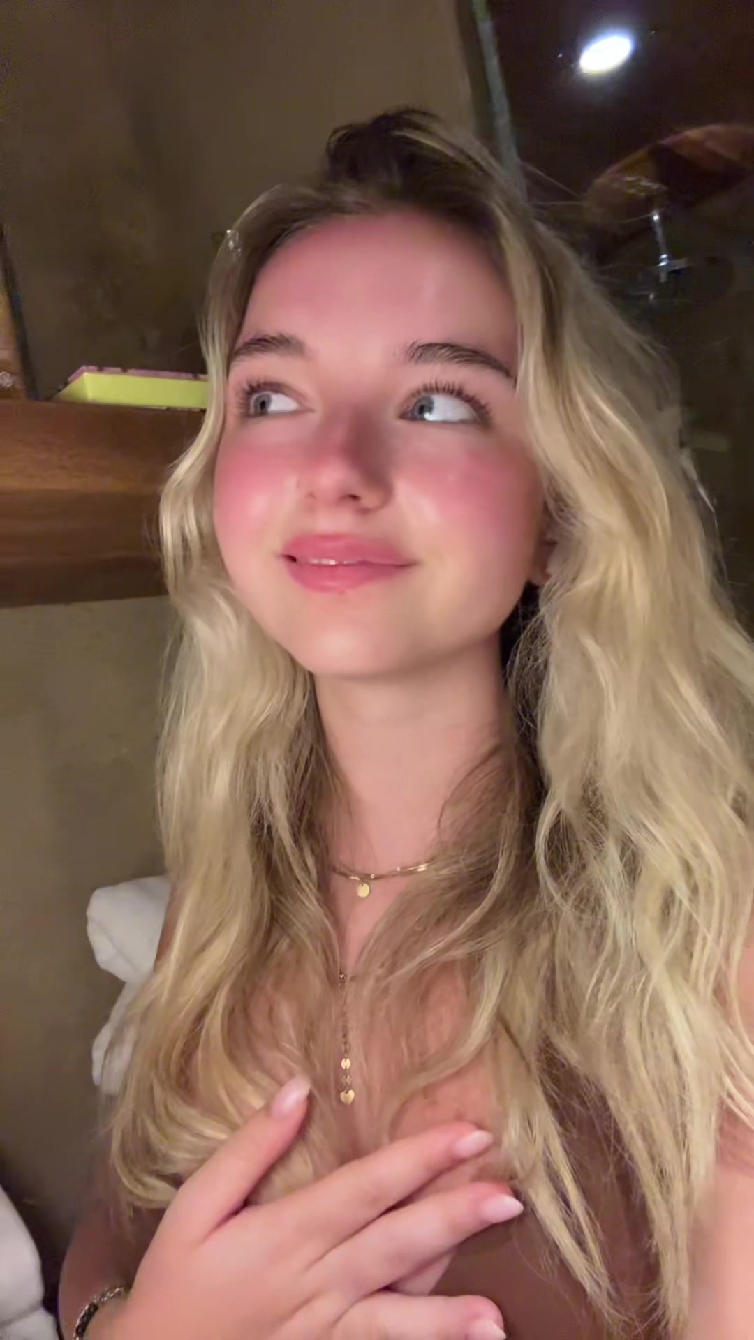 @hanni_well
