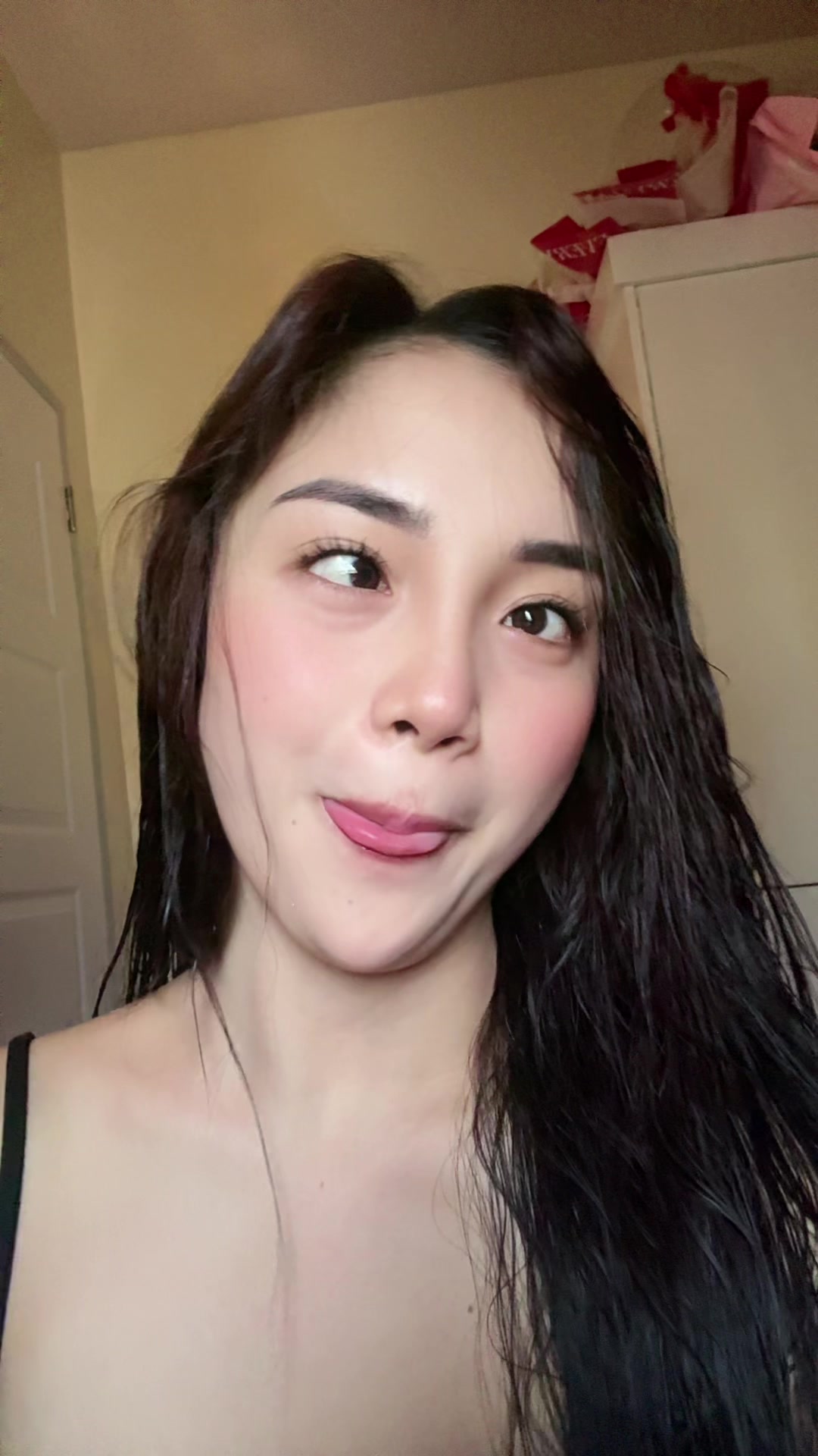 @Nars_iya2 on IG