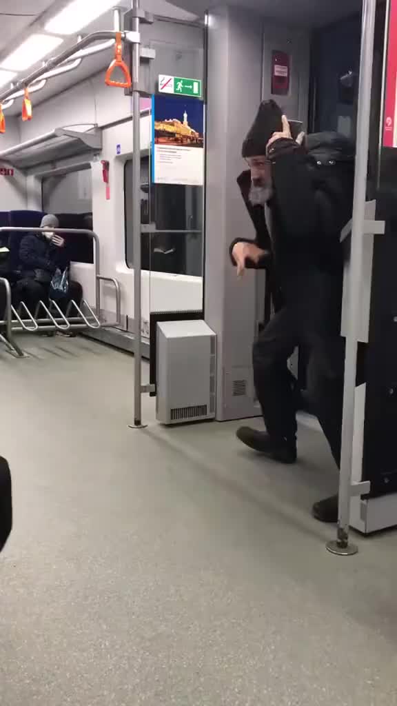 @Simon Henriksson