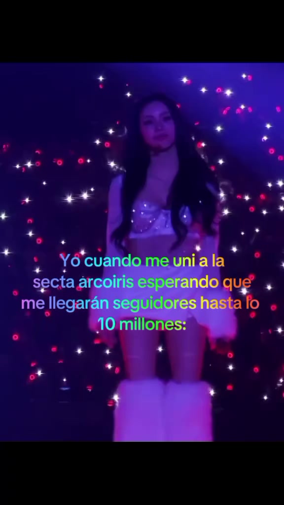 @👩🏻🫧