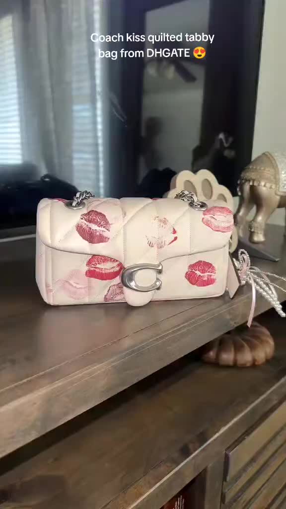 @Victoria Schneider