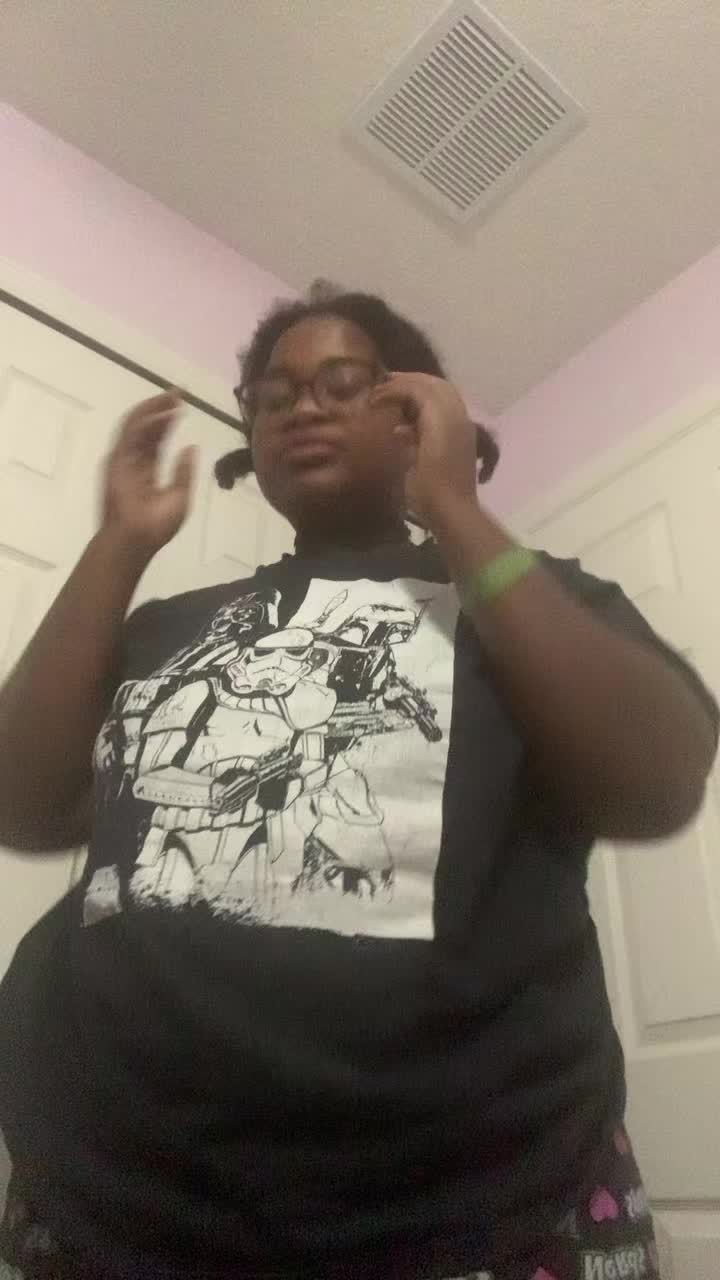 @BatgirlRoxy