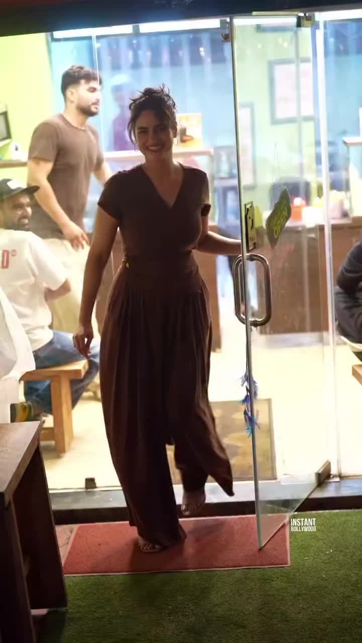 @Bollywood gril zone