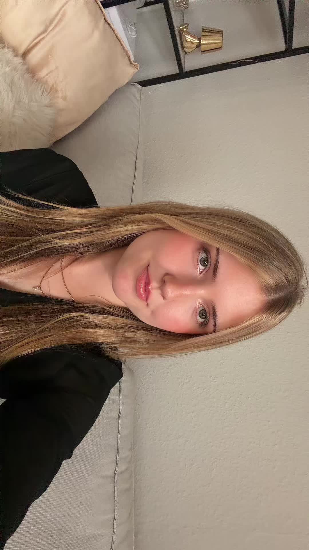 @𝐒𝐨𝐩𝐡𝐢𝐚