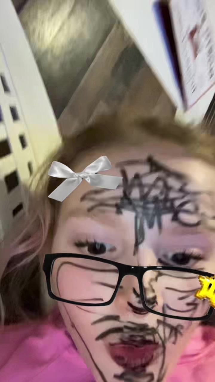 @Kendyall 🦄