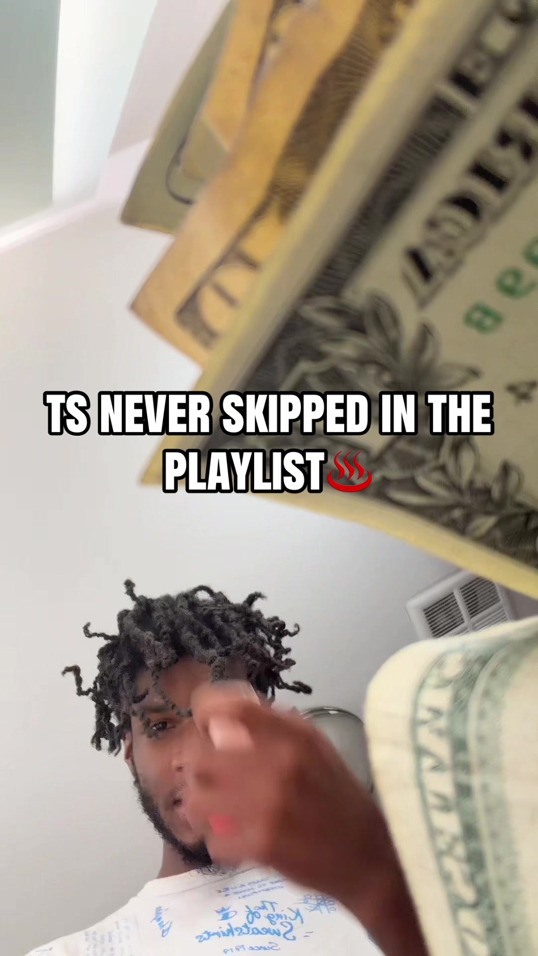 @teestillindatrench🪼