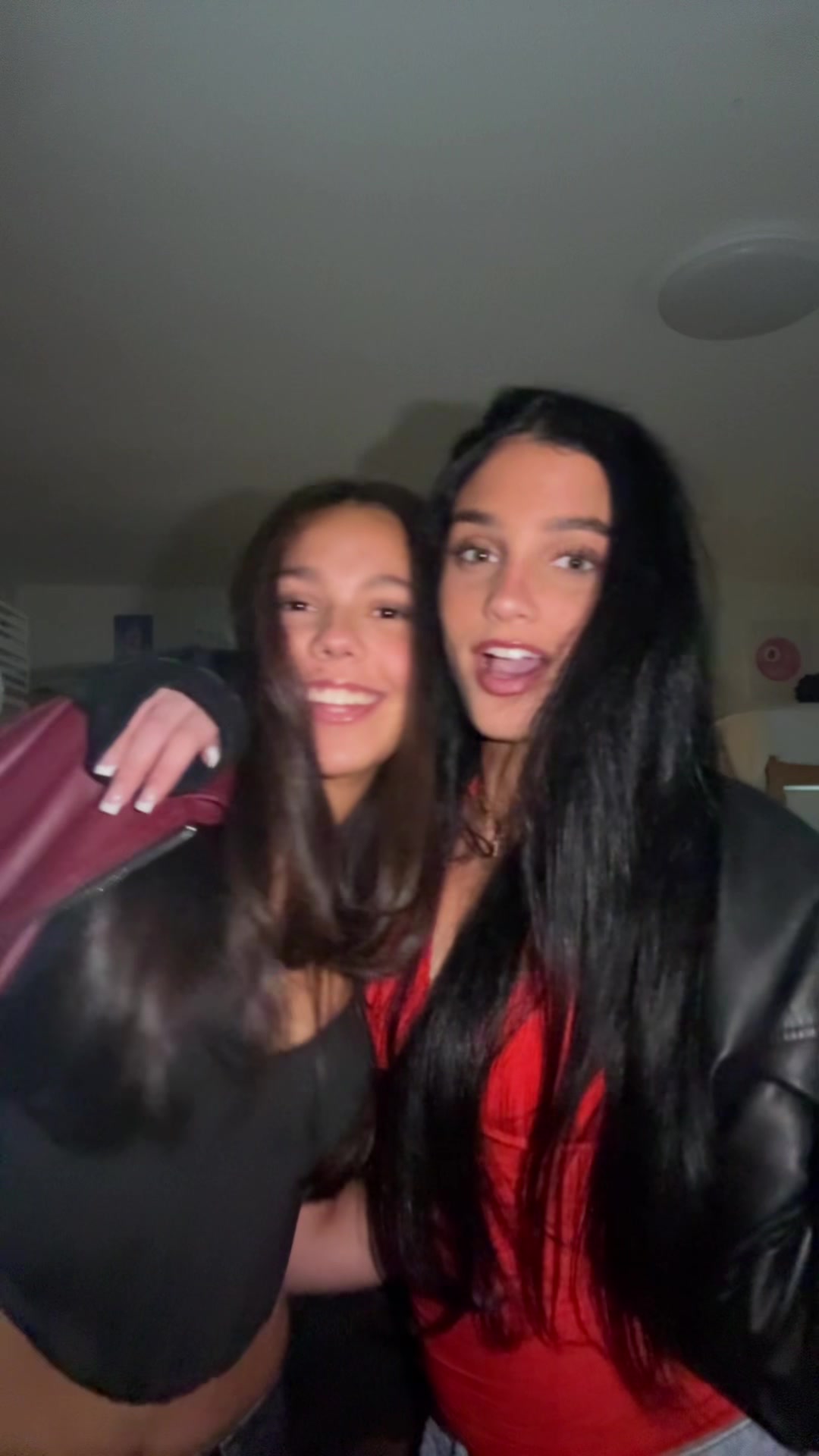 @Isabella
