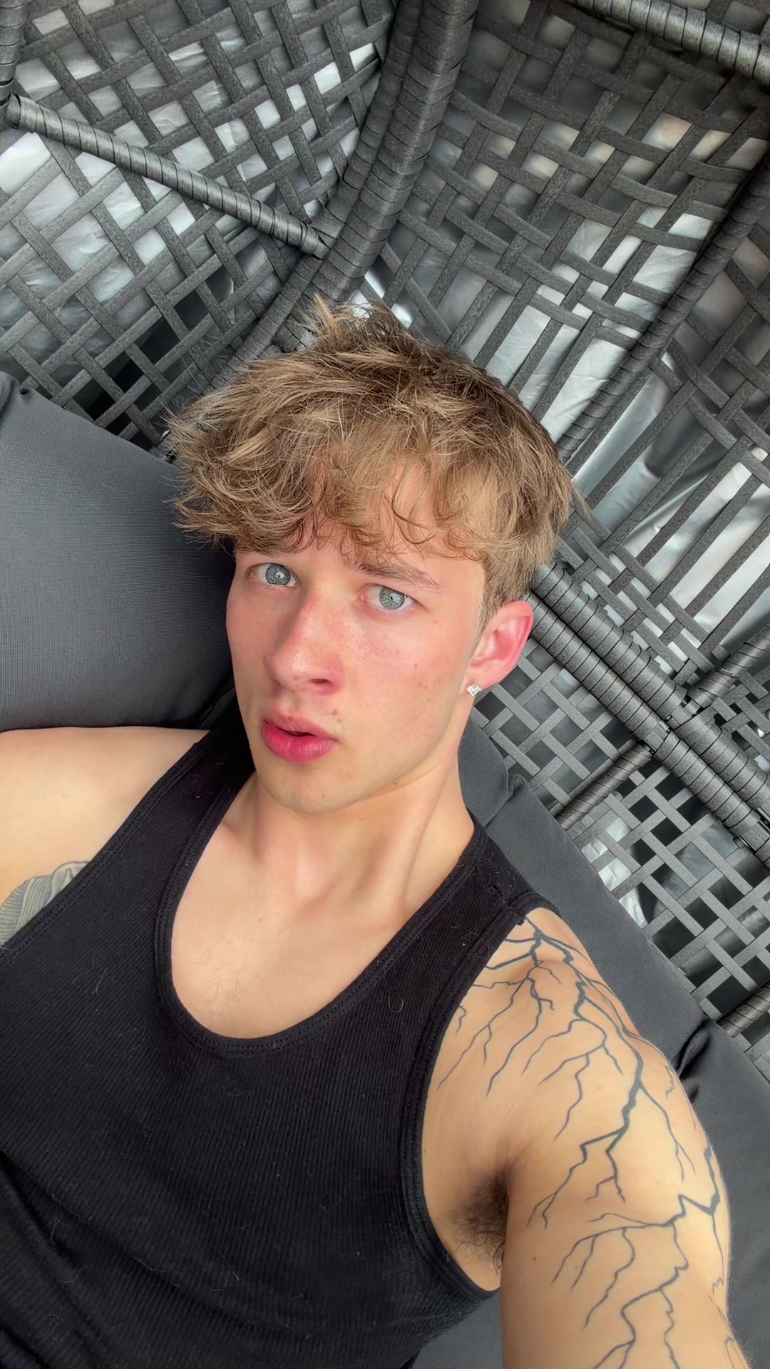 @SimpleNolan