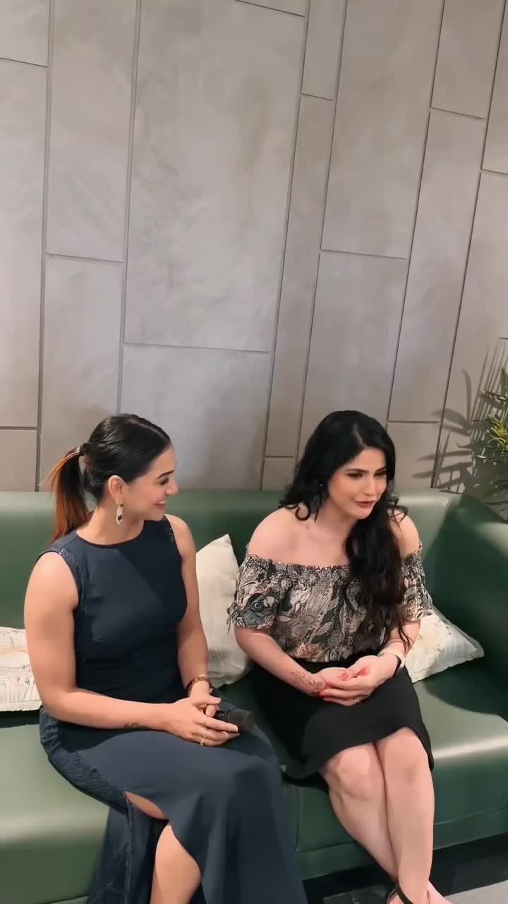 @zareen_khan