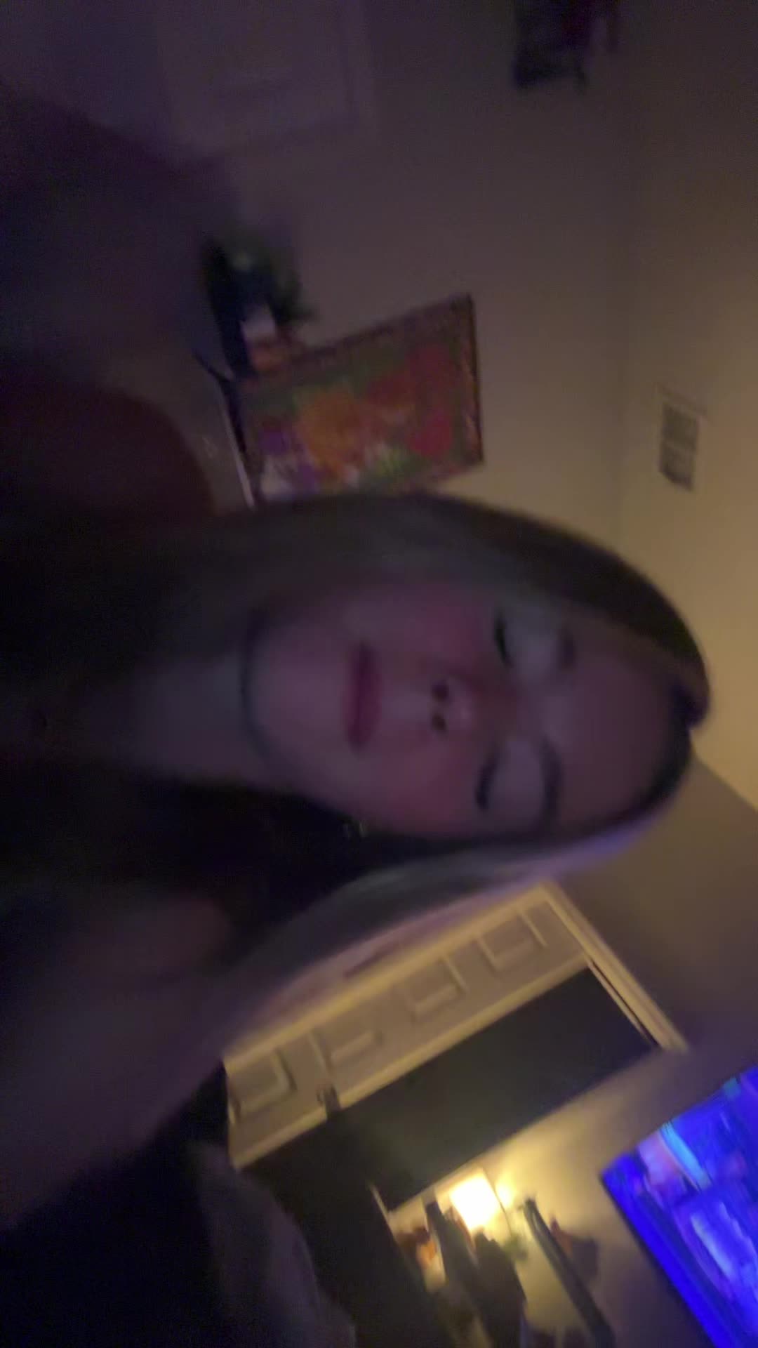 @izzy