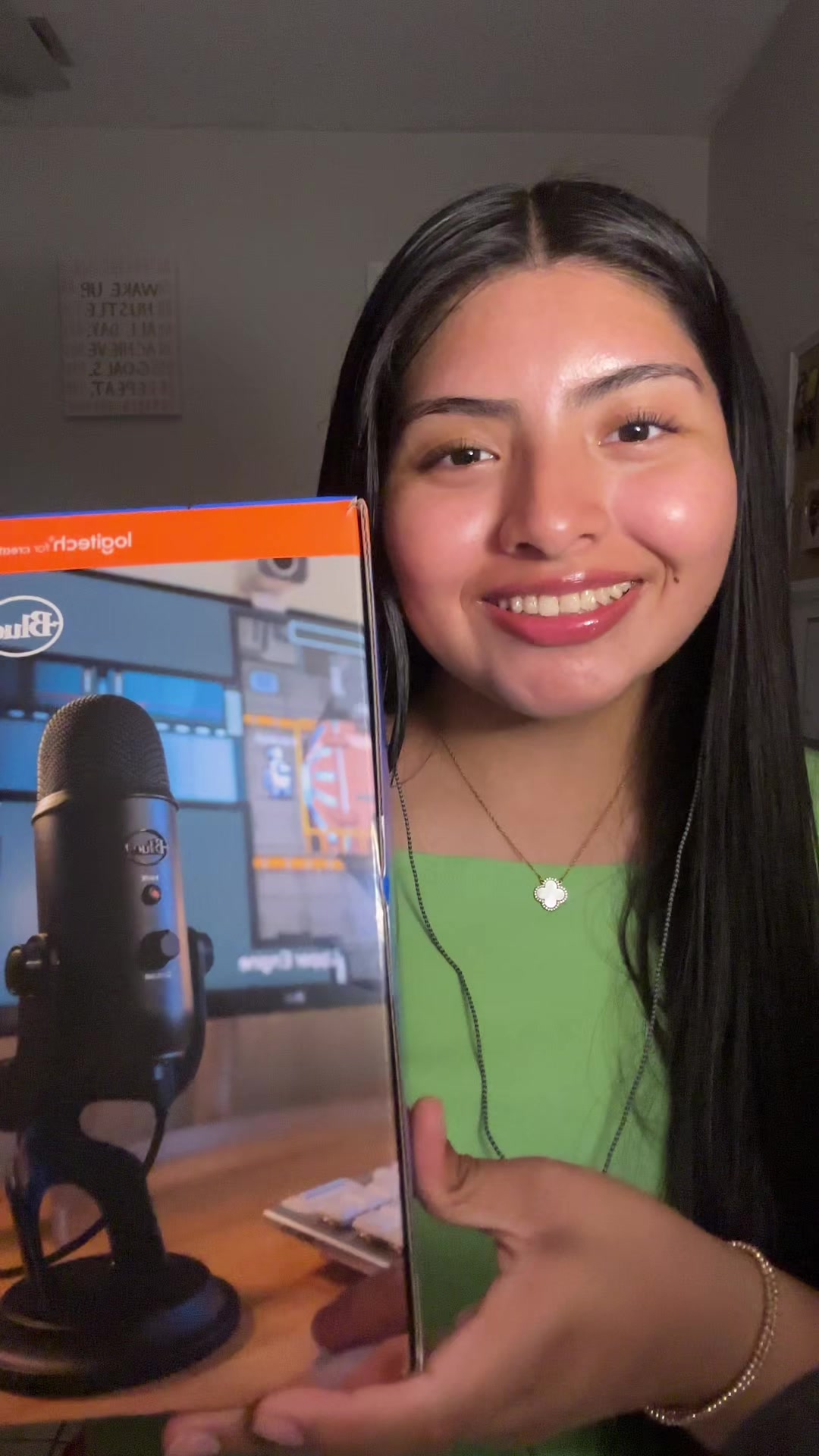 @ASMR by Mia 🩷