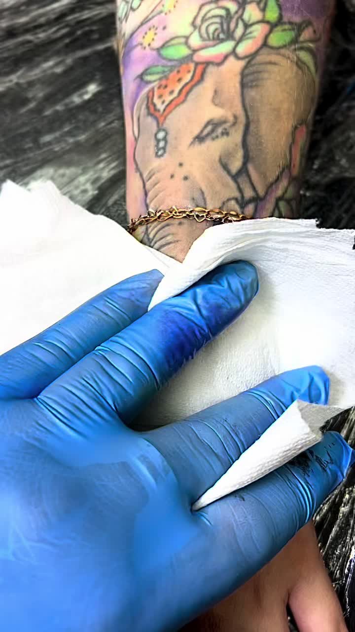 @Tattoo Extraordinaire