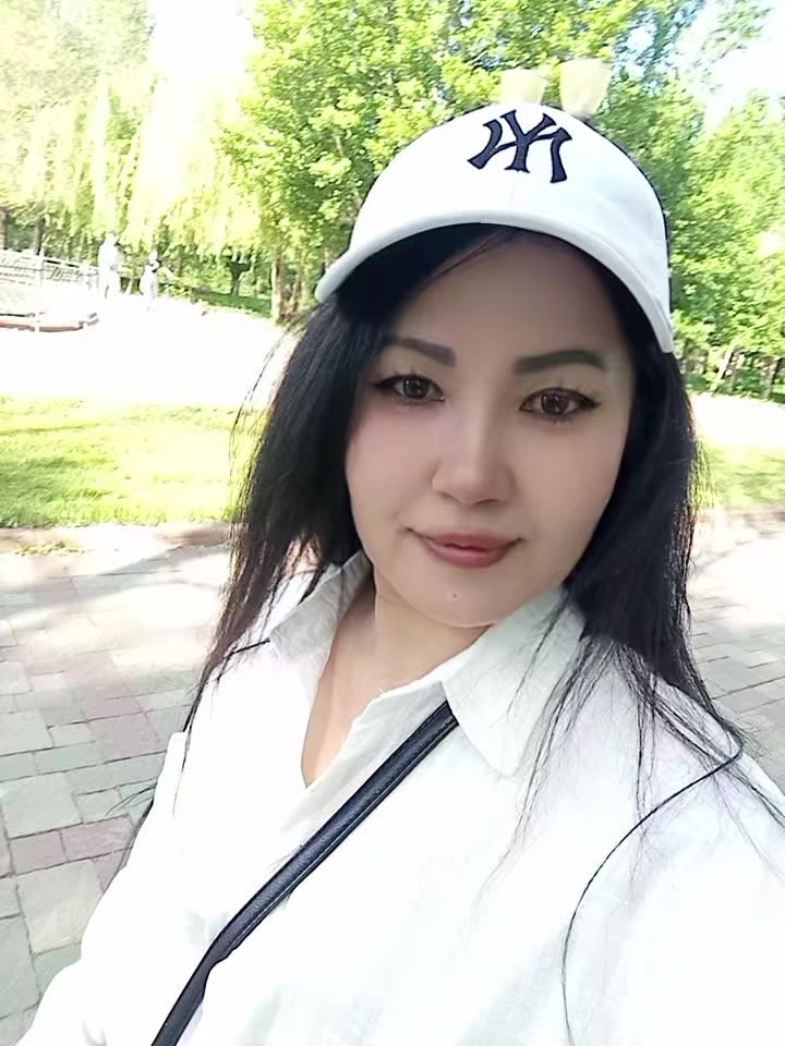 @Айна