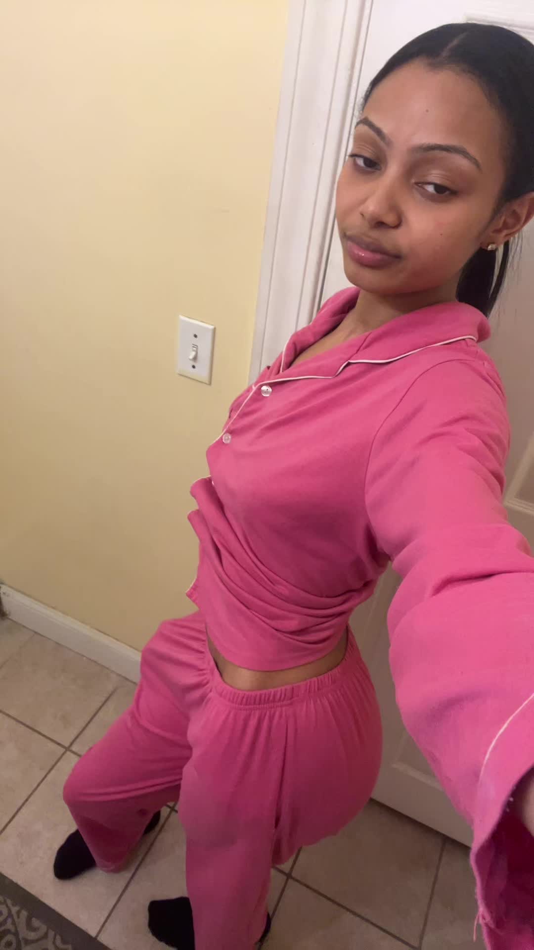 @️