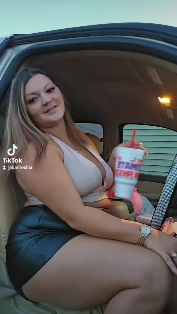 @Barrieshia🤑