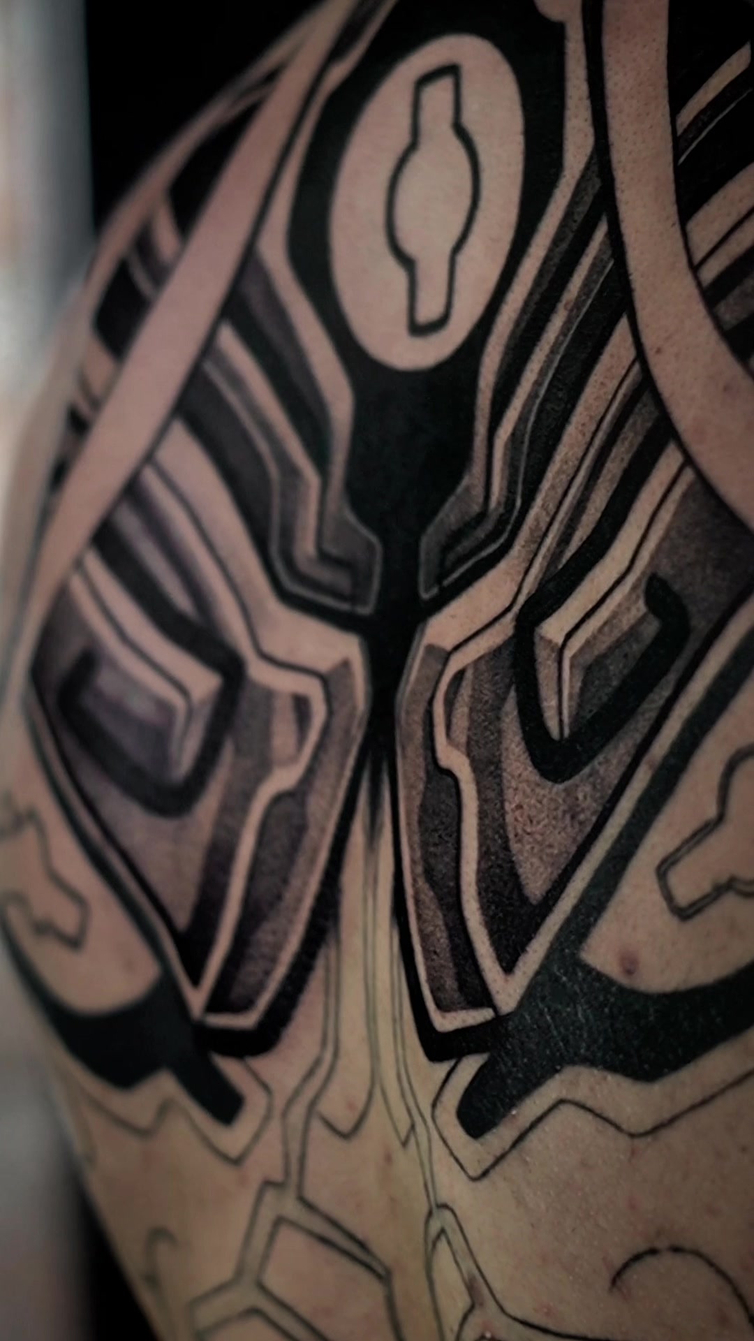 @SHARI TATTOO