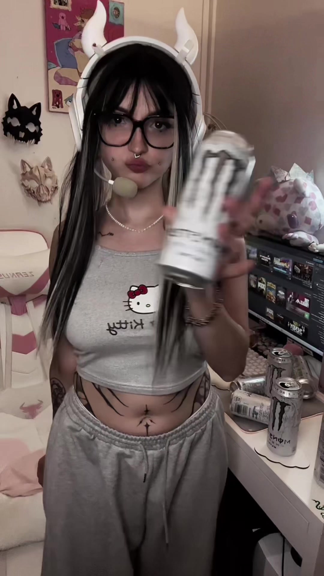 @spookydollie_