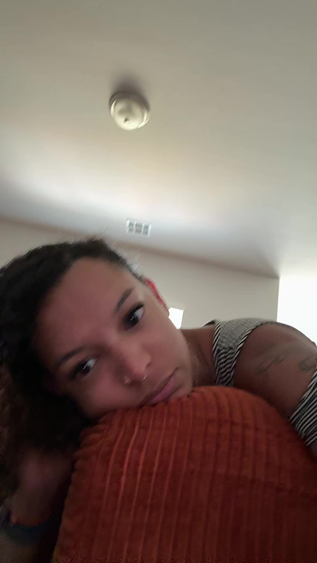 @ThelizaBusshaus