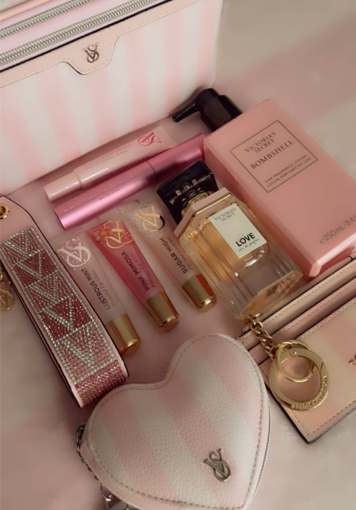 @𝐍𝐢𝐤𝐤𝐢🎀
