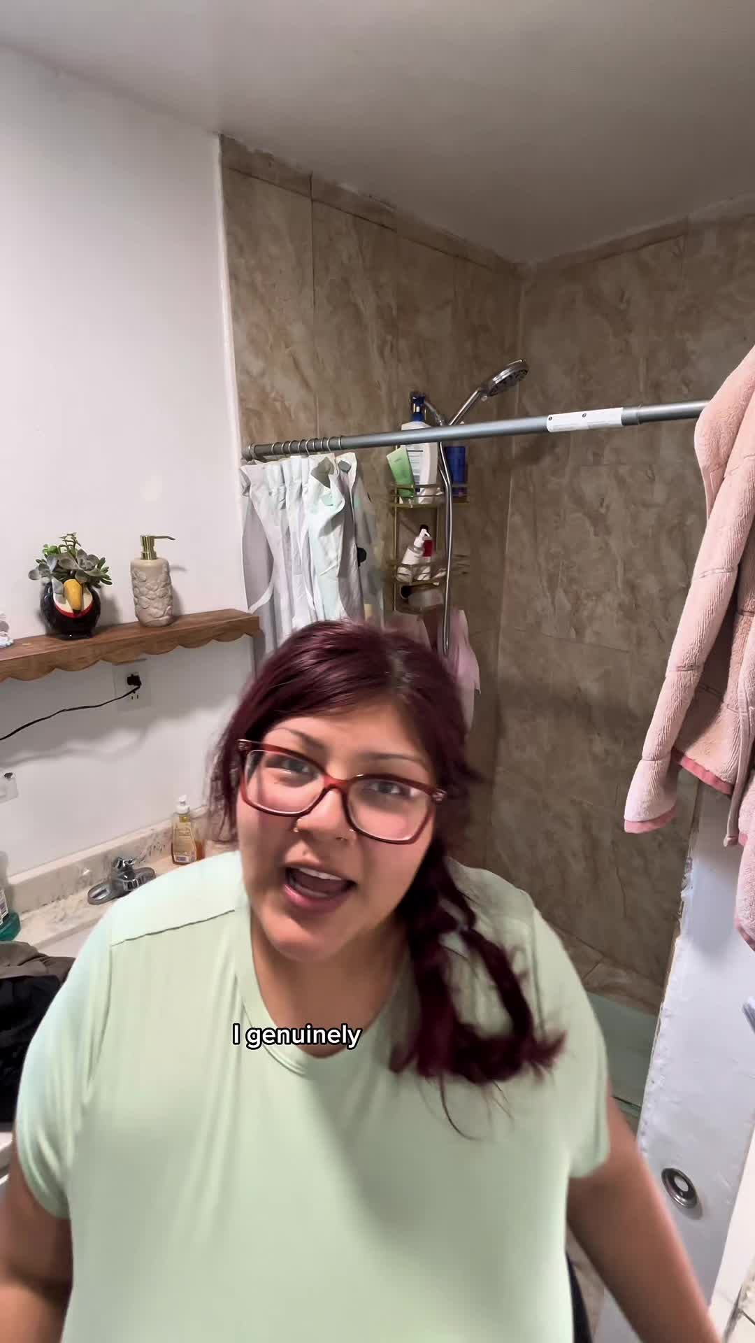 @aleeseeuh