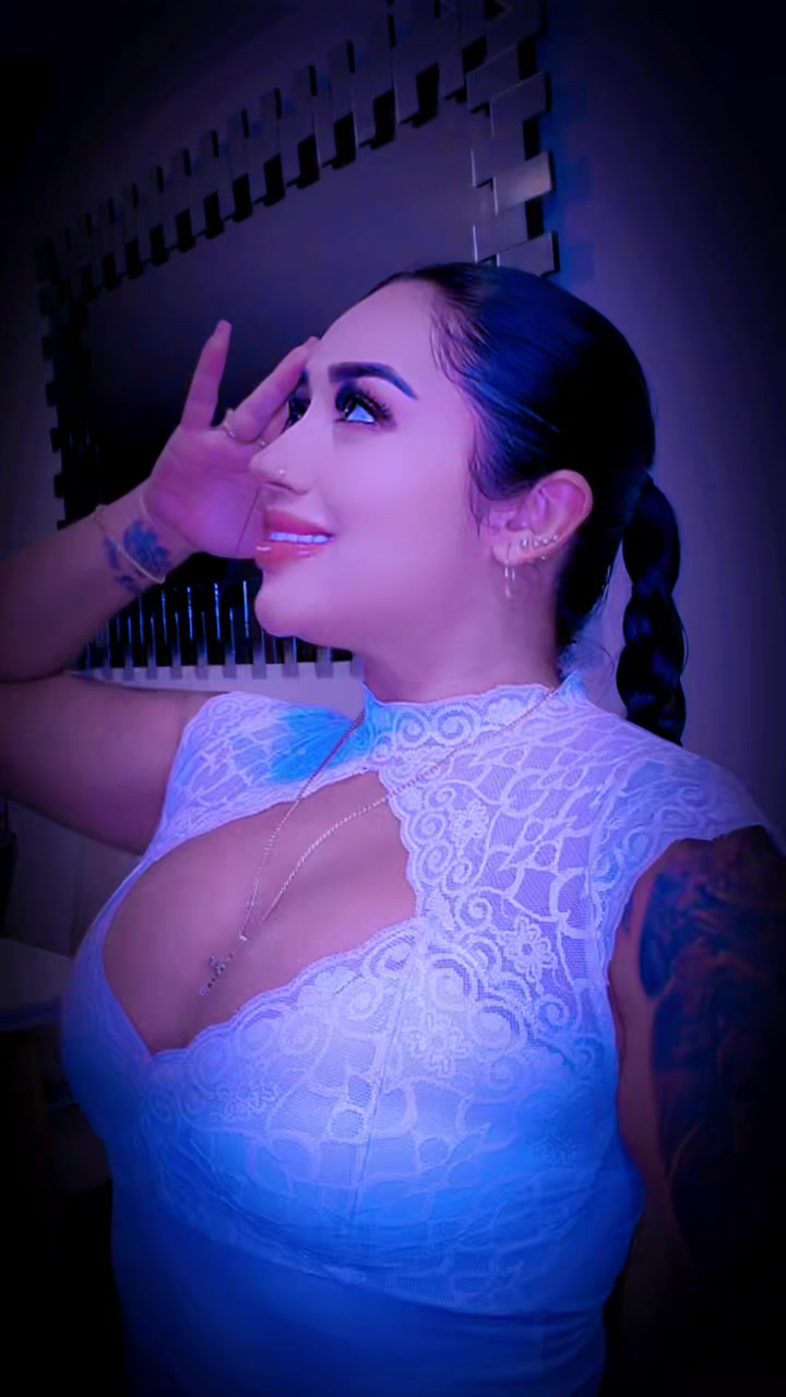 @Yesi M. Lo más TOP en prendas
