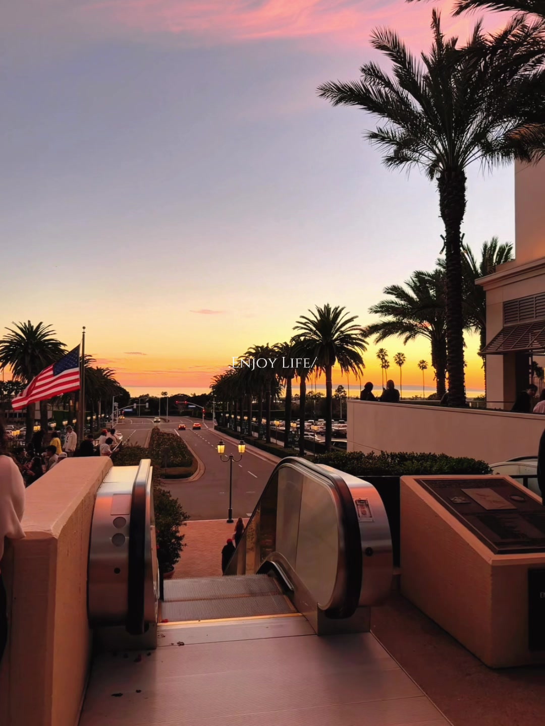 @DuBai