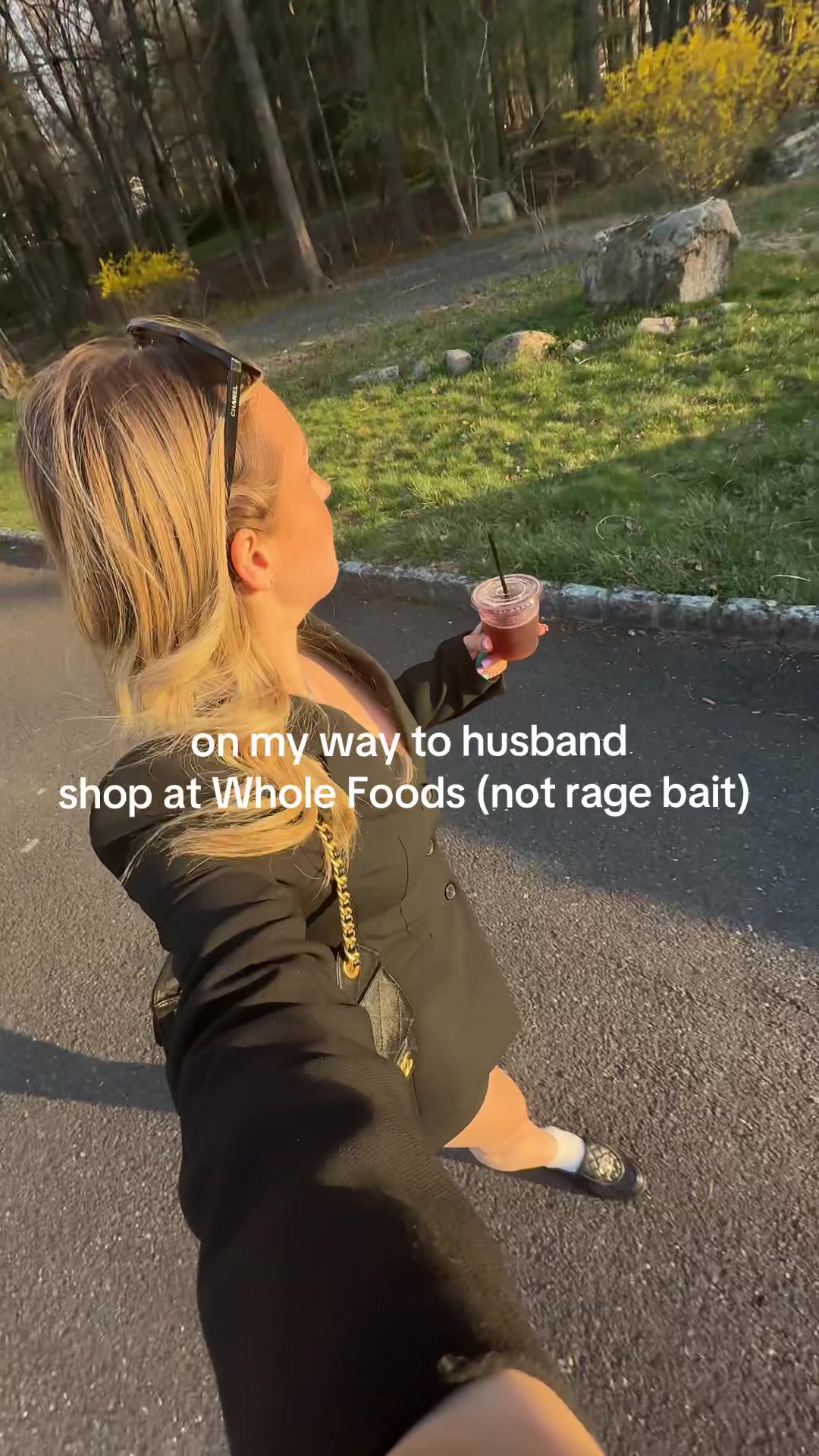 @caitlinricco_