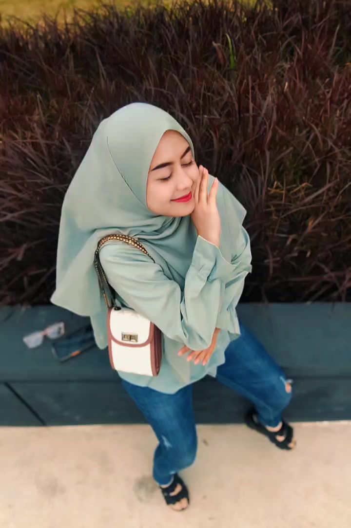 @Risya