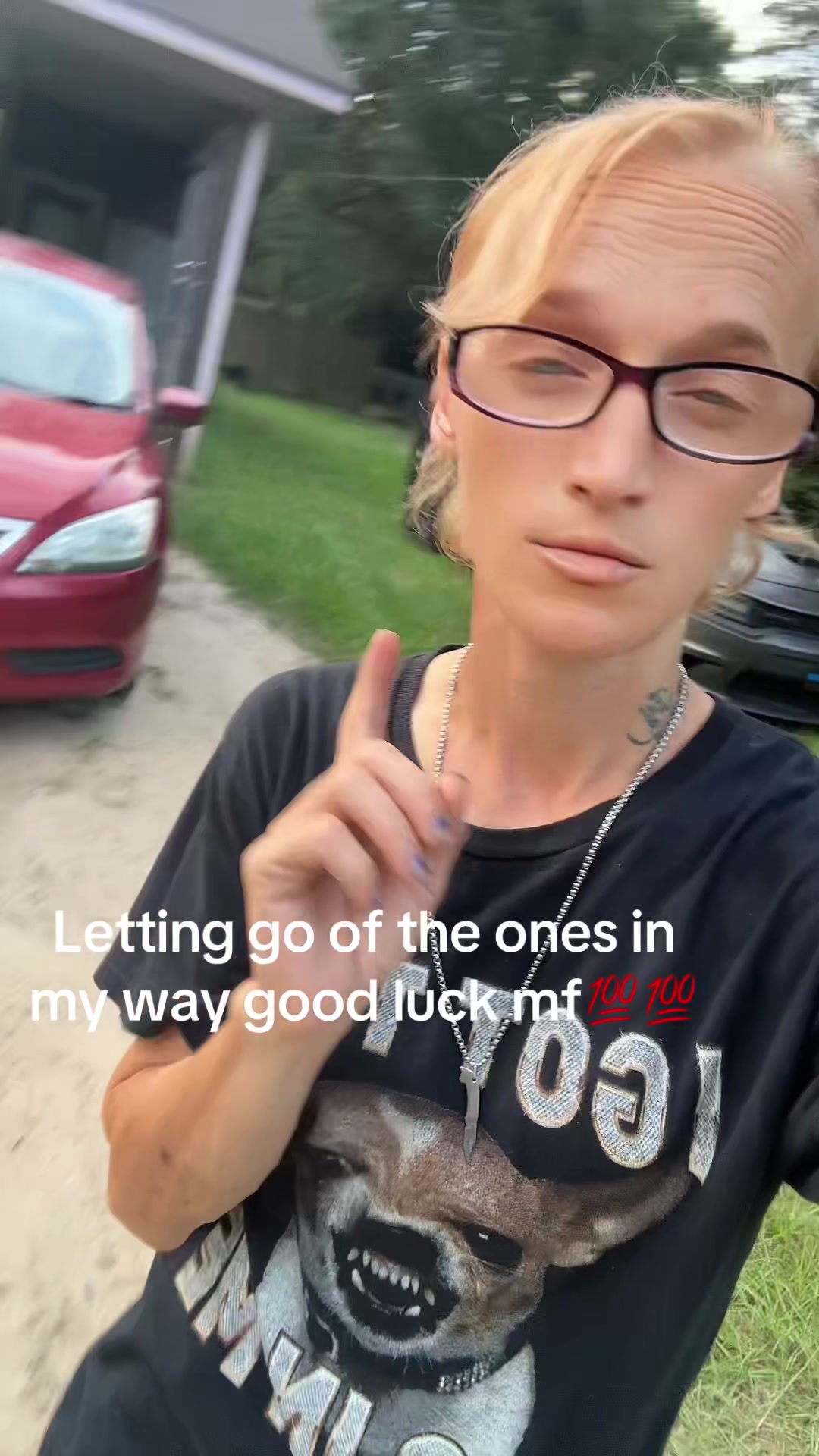 @Victoria