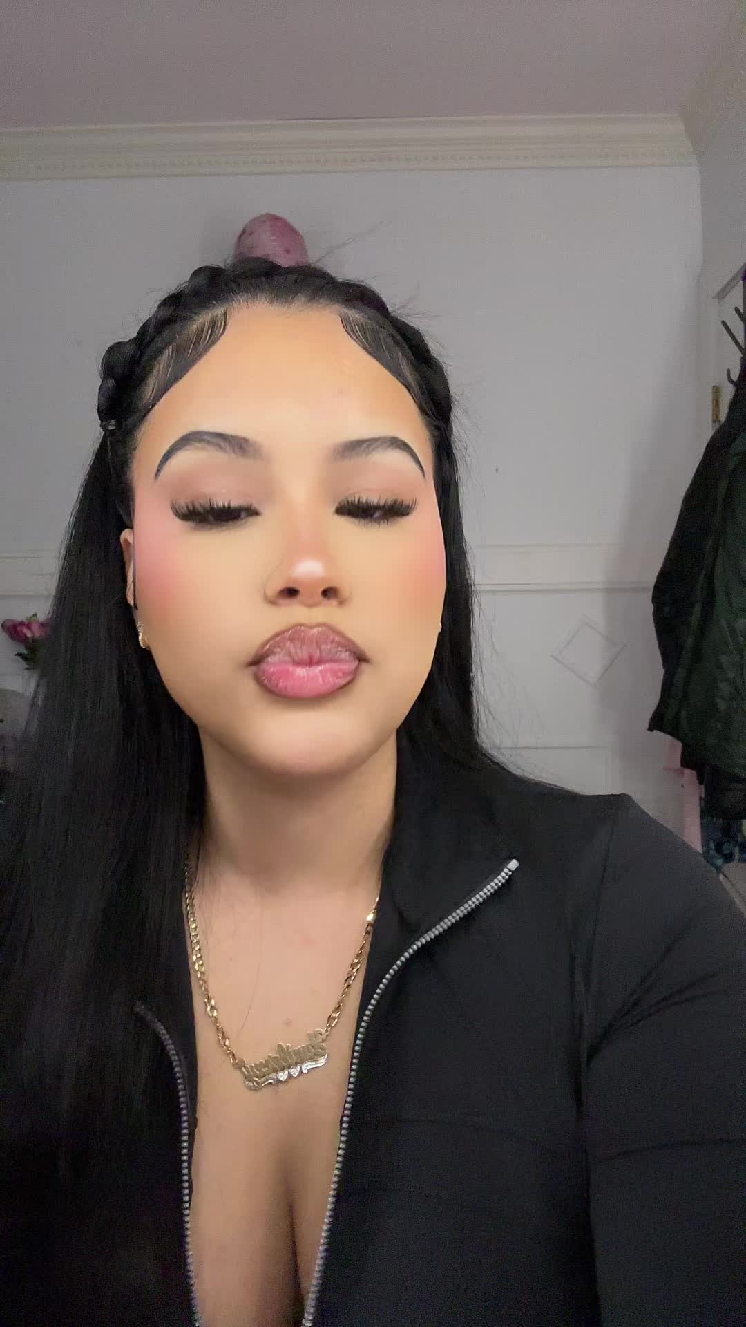 @𝘈𝘭𝘦𝘹𝘢𝘯𝘥𝘳𝘢